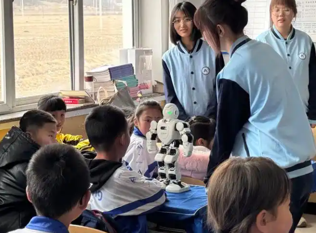 发掘本地资源经过多学科交融的教育办法